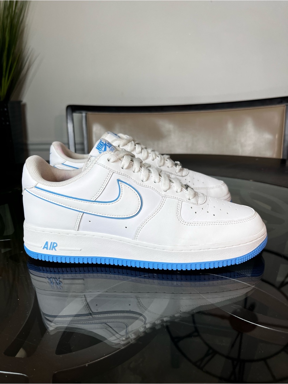 Nike Air Force 1'07 White/ University Blue Men's Shoe Size 10.5